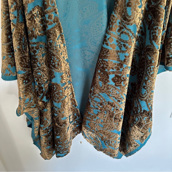 Handmade Teal and Olive Kimono - Picture 8 of 9